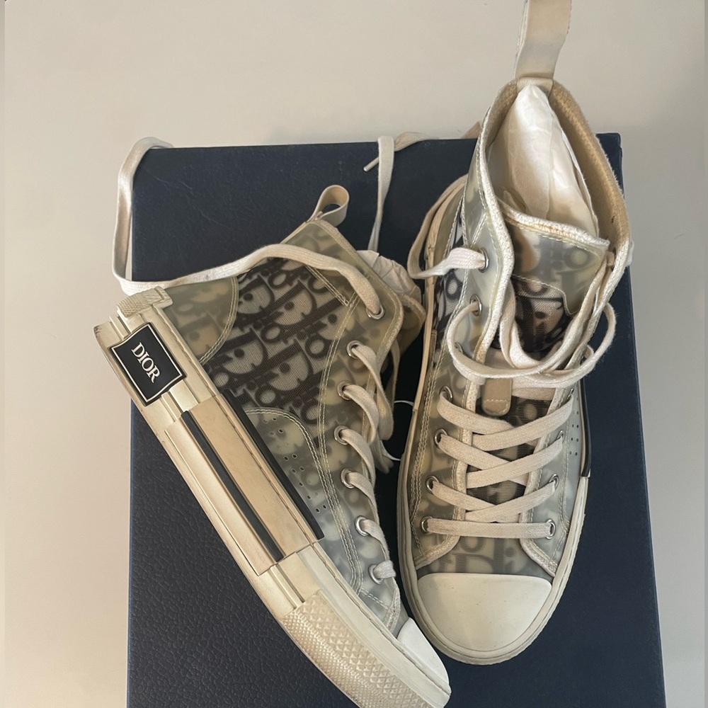 Dior B23 High-Top Sneaker | Size: 37.5 EU | White and Black Dior Oblique Canvas